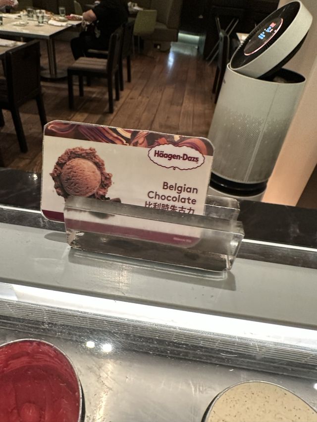帶媽咪去食香港美麗華酒店Yamm自助午餐