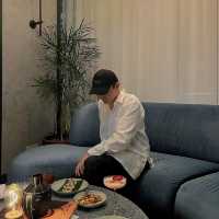 The Parlor  บาร์ลับหลัง Lobby โรงแรม the standard