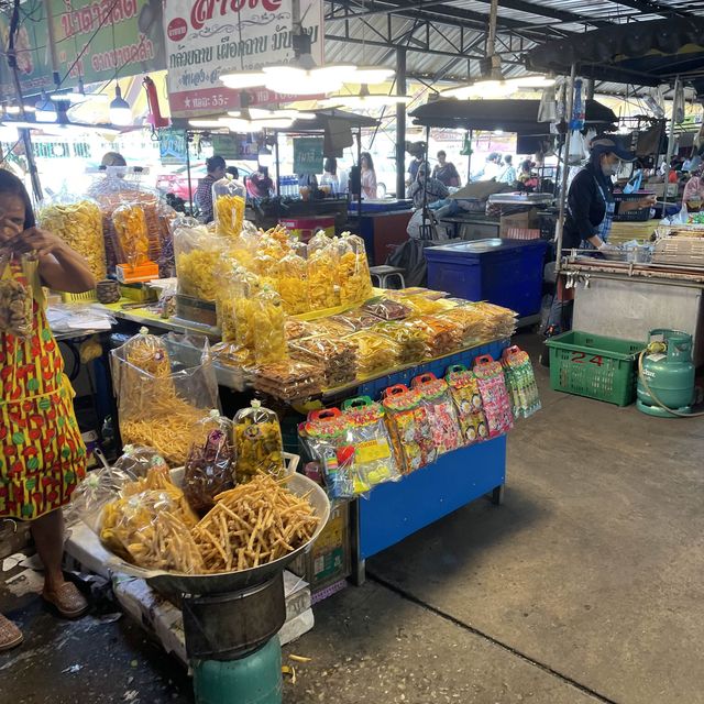 ตลาดของฝากหน้าวัดโสธร