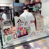ICE-CREAM and MAHJONG? One WONDERS…