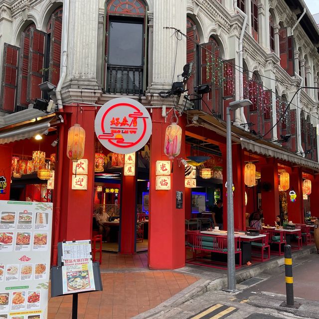 strolling around singapore