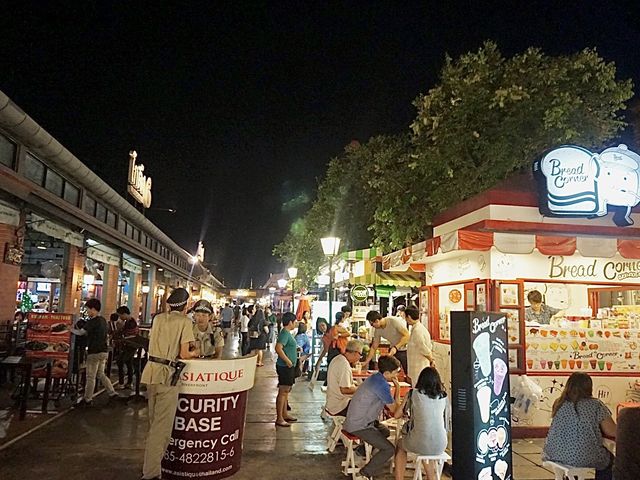 세련된 야시장에서 쇼핑! 아시아티크🎡