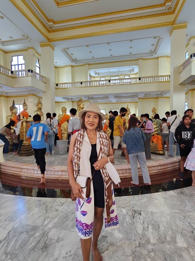 ย้อนเวลาไปแก้บนวัดหลวงพ่อโสธร