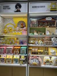內地必行盲盒店❤️POPMART‼️不同卡通公仔任你揀👏🏻