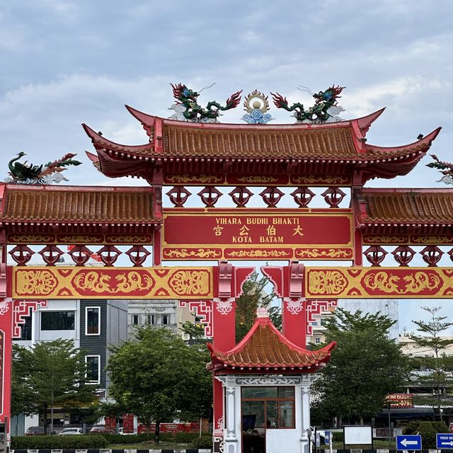 Temple more than 100 years of history (Batam)