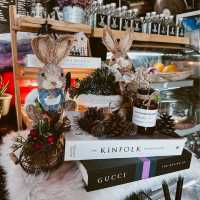 The Rabbit คาเฟ่น่านั่ง ตลาดน้ำบางน้ำผึ้ง 