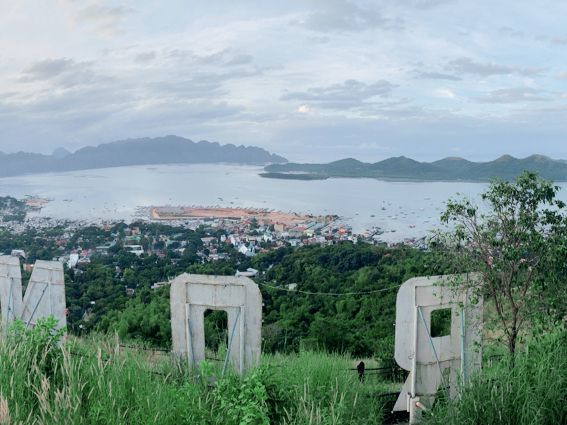 Coron 十字架山 看日出的好去處