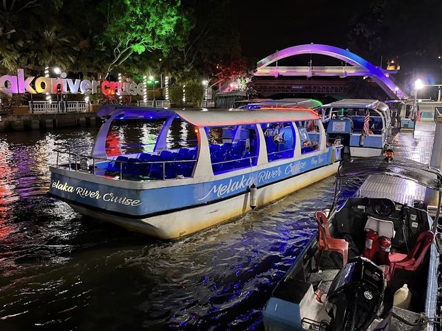 Nice cruise along the Melaka river
