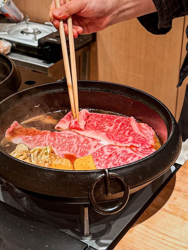 壽喜燒 伊勢熊｜席前壽喜燒料理專門店🇯🇵嘆極上和牛配獨門醬汁