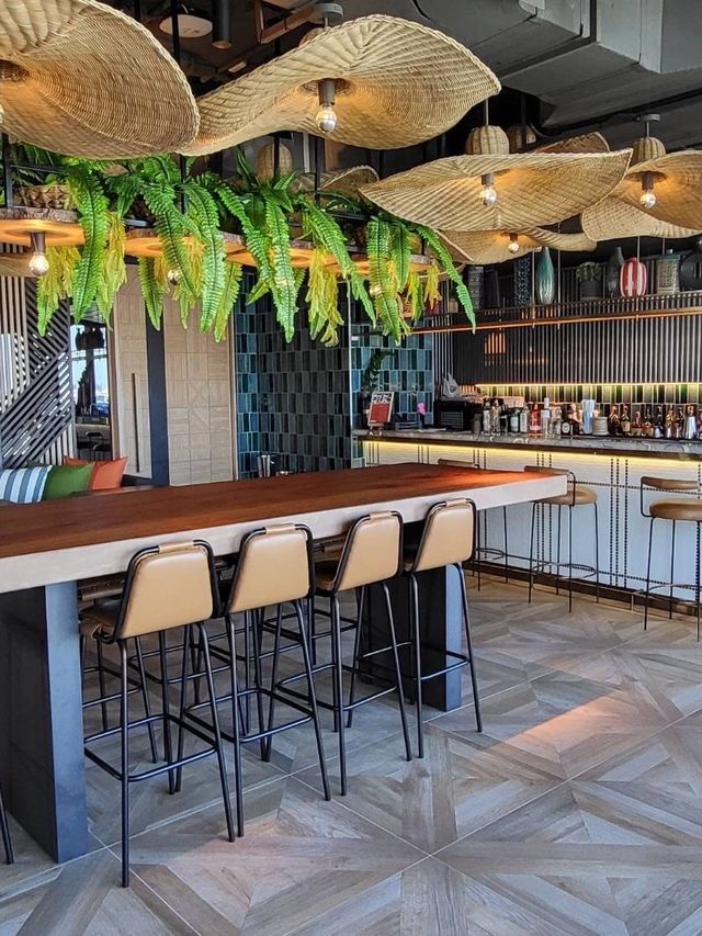 โรงเเรมใหม่กลางกรุง dusitD2 Bangkok