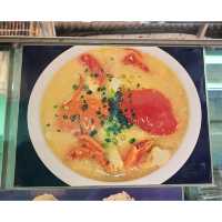 被譽為澳門十大必吃店 六記水蟹粥