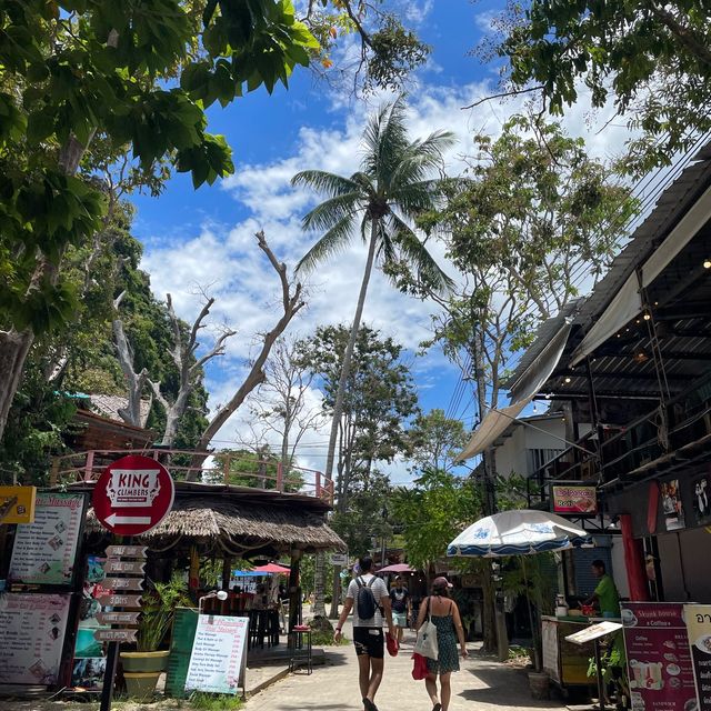 Railay Beach-A paradise for rockclimbing🧗‍♀️