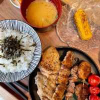 優雅舒適的日本料理餐廳📍昼月