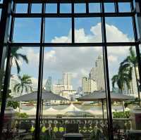 Afternoon Tea ธีมคริสมาสที่ โรงแรม เพนนินซูลา กรุงเทพฯ