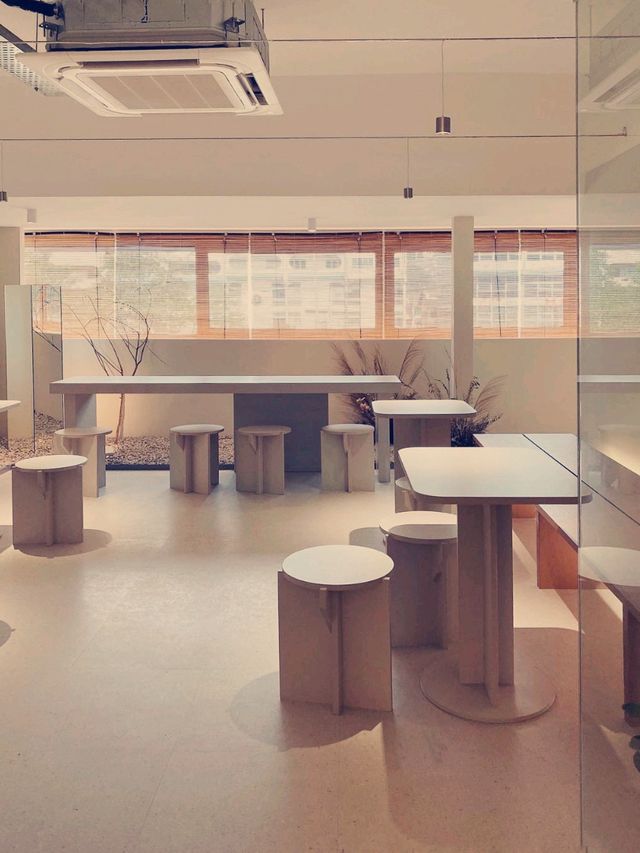 Bu Tian Cafe
