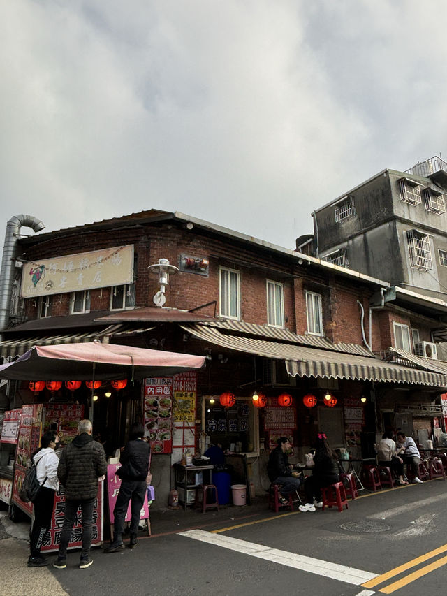 ช้อป ชิม และชมเสน่ห์ที่ตราตรึงที่ Daxi Old Street
