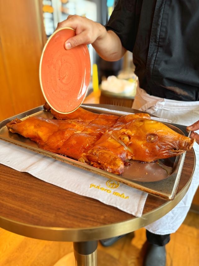 中環任食乳豬嘅weekend brunch🥂