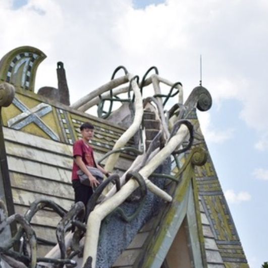 Crazy house in Vietnam 