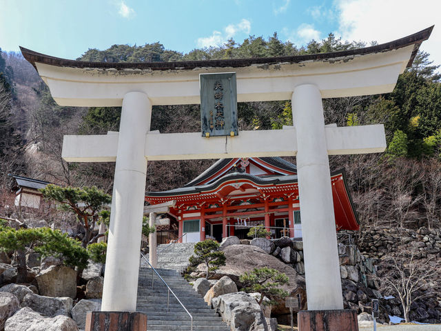 【山梨県】 「子宝」と「縁結び」のパワースポット:夫婦木神社 姫の宮