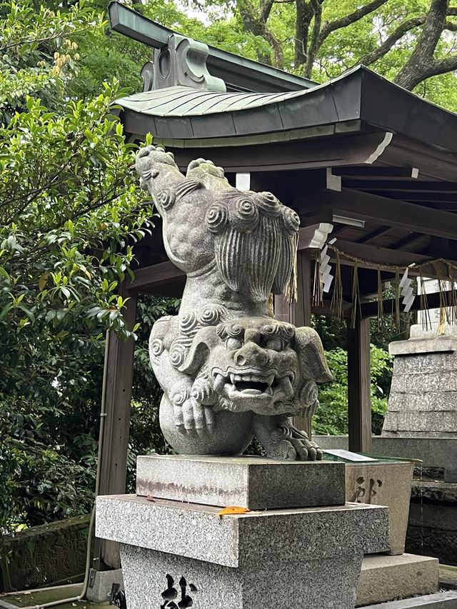 【北九州神社】逆立ちの狛犬がで使えてくれる神社