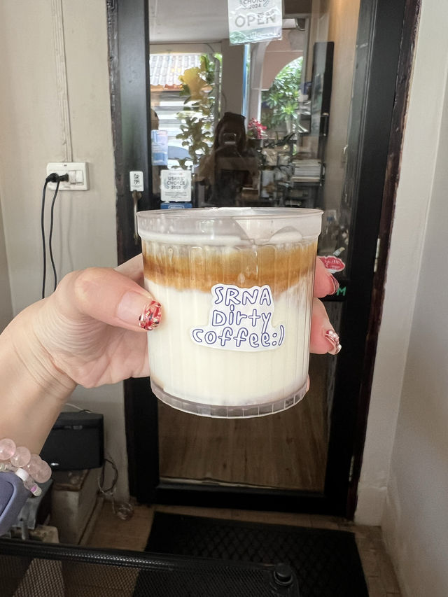 Srna สรณะ ร้านกาแฟใจกลางเมืองหัวหิน