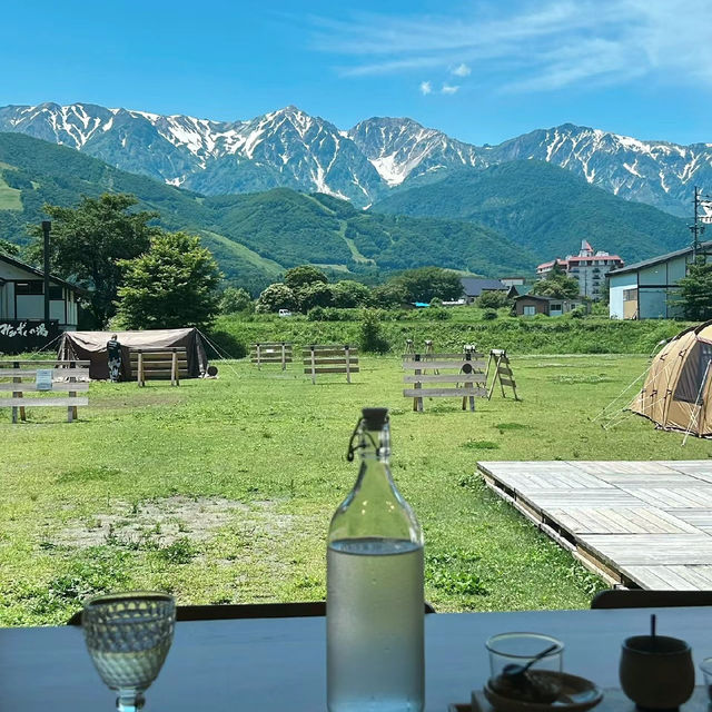 名馬軒營地：湖光山色，春天好去處