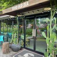 ☕ Good Old Sea Beach Cafe  คาเฟ่ริมทะเลสุดชิล