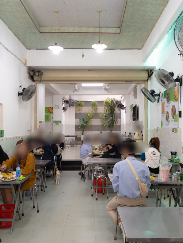 ここ行かずしてバインセオは語れない！！絶対行くべきローカル店
