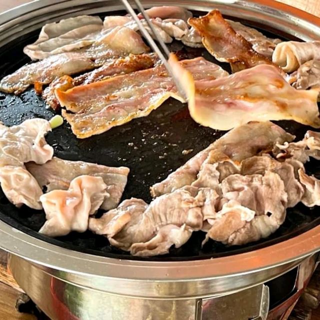 พามาทานบุฟเฟ่ต์ หมูกระทะ 