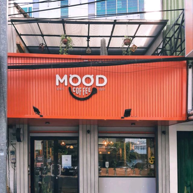 ONE OF THE COFFEE SHOPS ON JL. SABANG