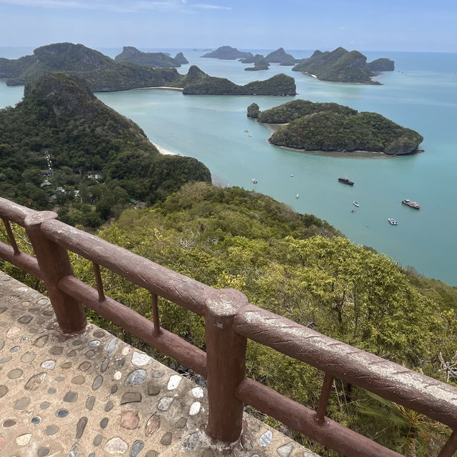 "Explore the Untouched Beauty of Ang Thong National Park: Nature's Hidden Paradise."