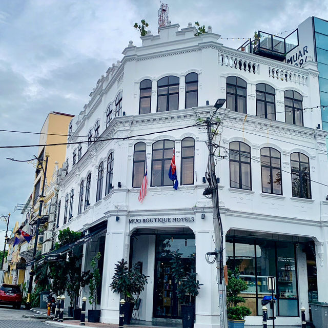 Historic Elegance and Contemporary Comfort: Muo Boutique Hotel