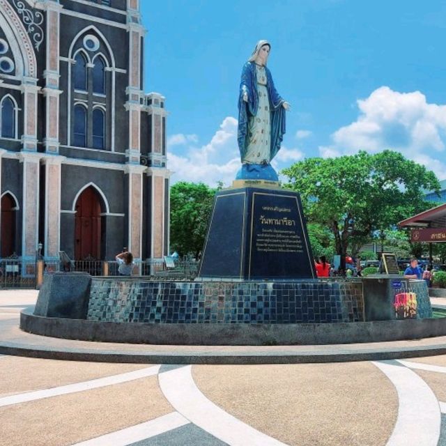 โบสถ์สวยแห่งเมืองจันทบุรี