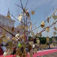 พระบรมธาตุนาดูน มหาสารคาม