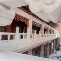 เยือนวัดจิ้งอัน: ศาลเจ้าแห่งความสงบกลางเมือง