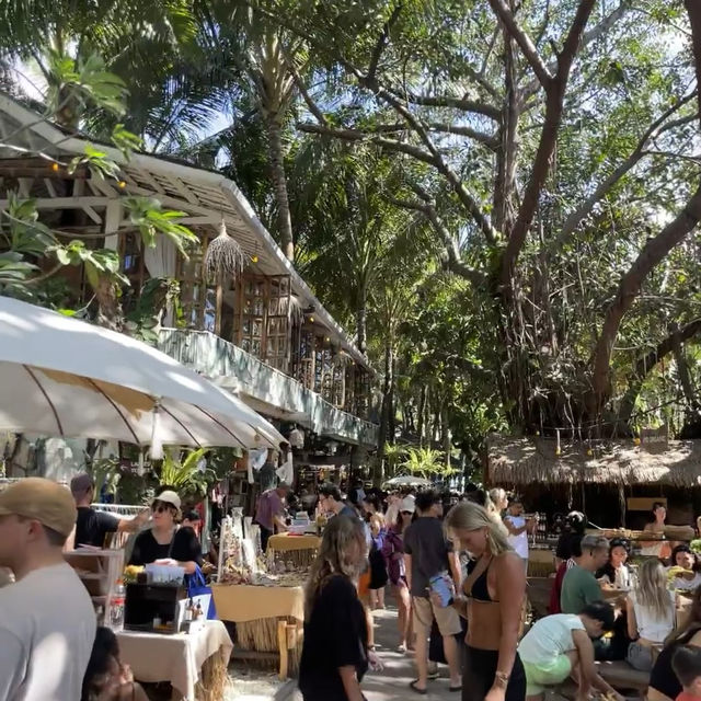 La Brisa market