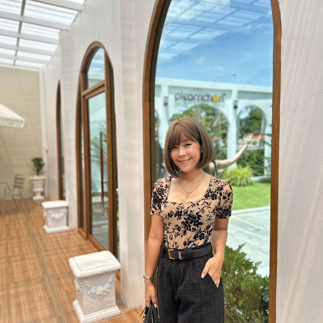 Plearnchan cafe คาเฟ่วิวสวยอำเภอแหลมสิงห์