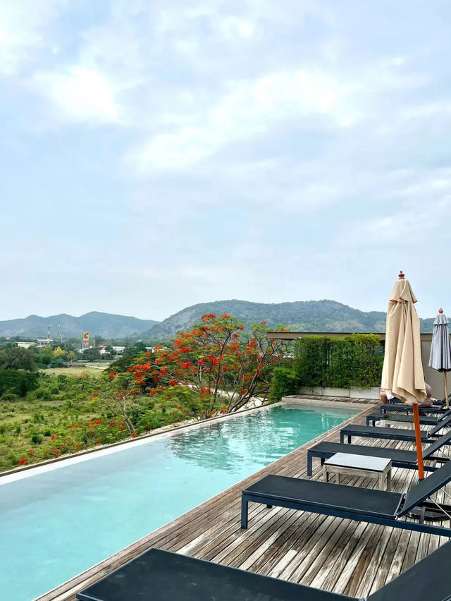 อินจันทรี ดูภู 🛖🌿 | ที่พักกลางเมืองกาญจนบุรี