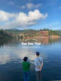 บ้านรักไทย | จ.แม่ฮ่องสอน 🏘️⛰️🏮🛶