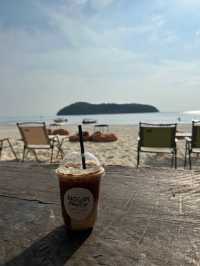 GO! DRINK! this coffee bar with seaview in Langkawi🇲🇾