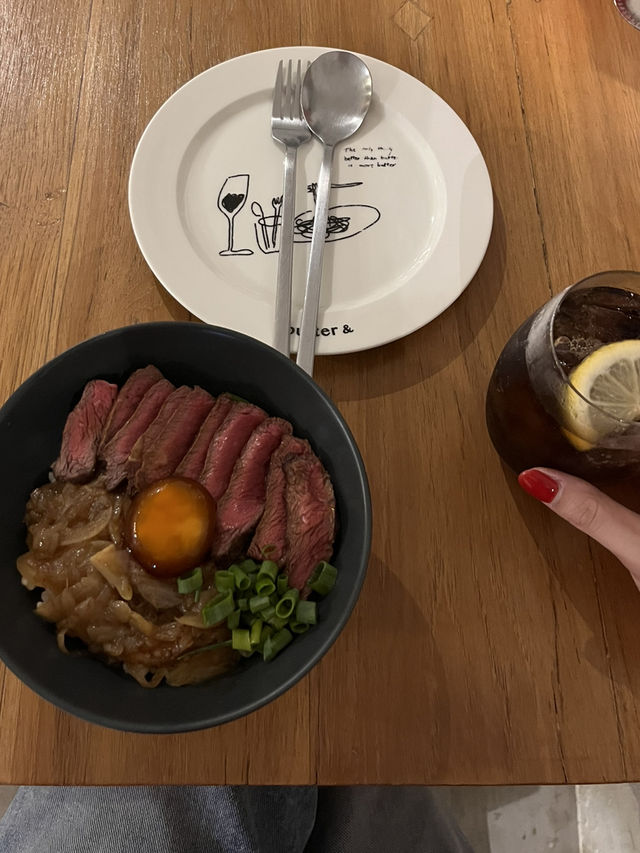 치앙마이에서 분위기있게 즐기고 싶다면 'butter & neighbor'🇹🇭
