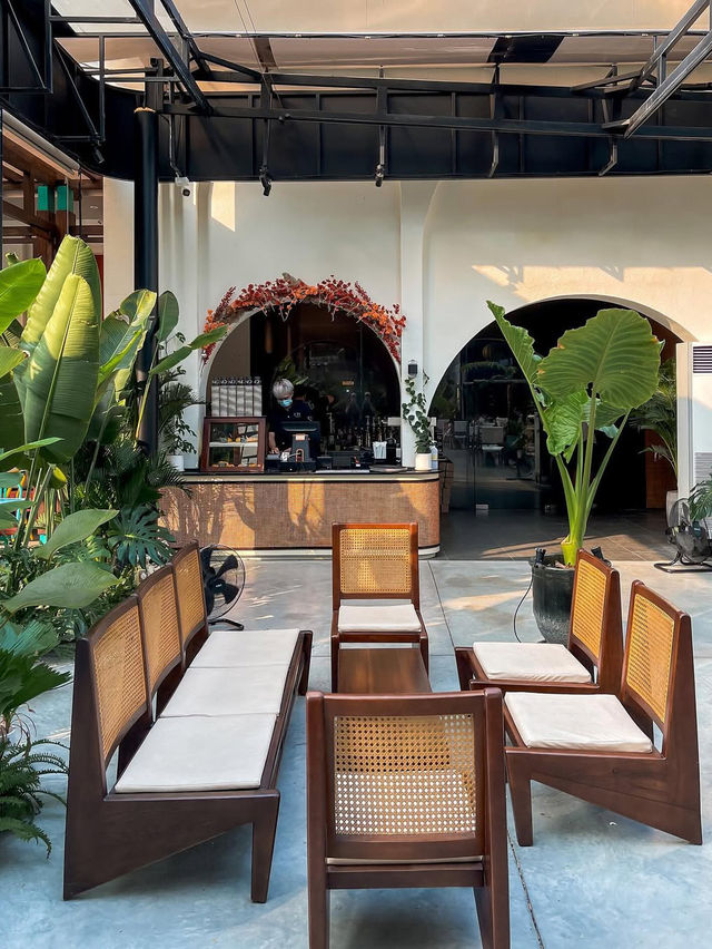 CPH Saigon Cafe