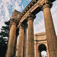 Palace of Fine Arts 充滿古羅馬/希臘色彩的藝術宮