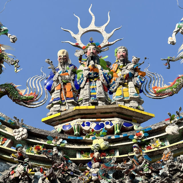 Exploring art, architecture, temples and markets in Kaohsuing