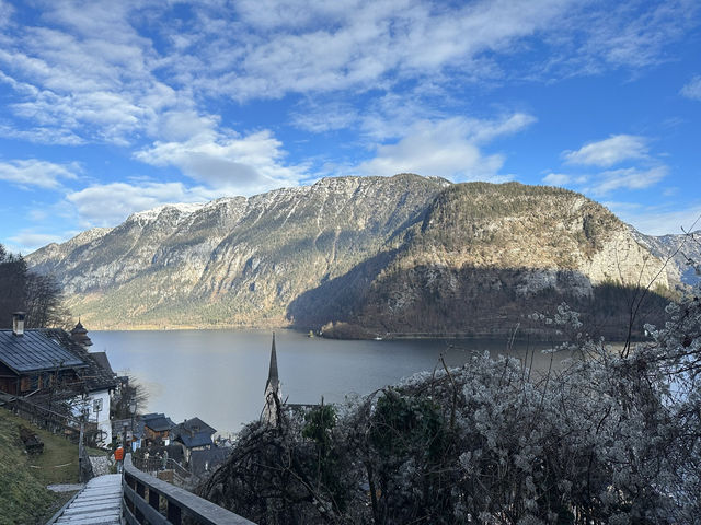 A Tranquil Stroll Through Hallstatt: Austria’s Fairytale Village