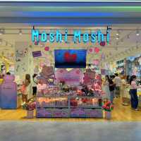 ชอปปิ้งสินค้าสุดคิ้วที่ Moshi Moshi