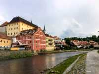 捷克CK小鎮的啤酒廠餐館 Pivovarská Restaurace，大口喝酒、大口吃肉！