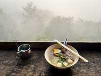 ก๋วยเตี๋ยวห้อยขา บ้านจ่าโบ่