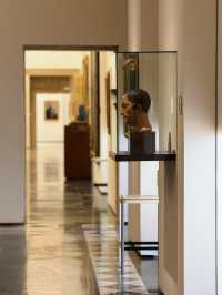 Witness how arts in Granada transition from Moorish to Christian