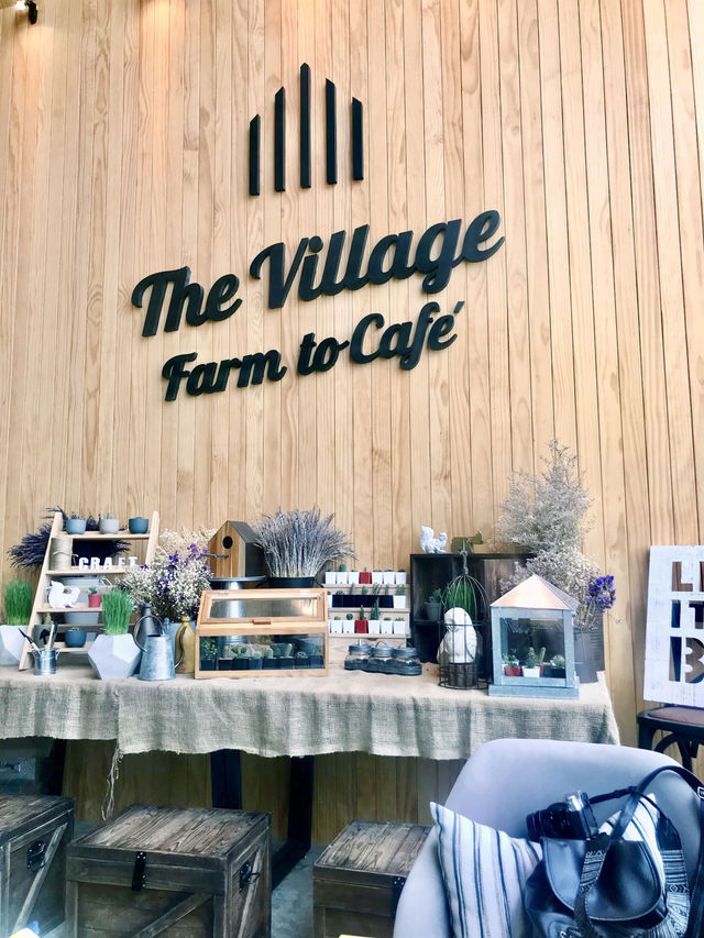 The Village Farm To Café คาเฟ่สายธรรมชาติ